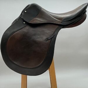 Stubben Imperator 16.5 W (31) Brown Black Saddle