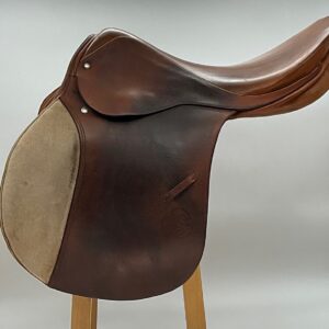 Stubben Siegfried 17.5 W (31) Brown Saddle