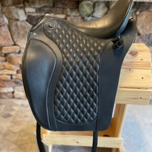 5067 Novaflex Faro DL 17.5 Saddle