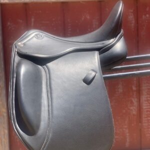 5786 Novaflex Libra 17.5 Saddle